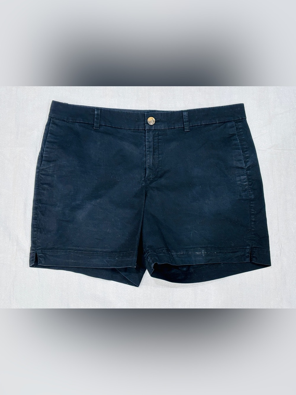 Old Navy Women’s Black Everyday Shorts Cotton Stretch - Size 14